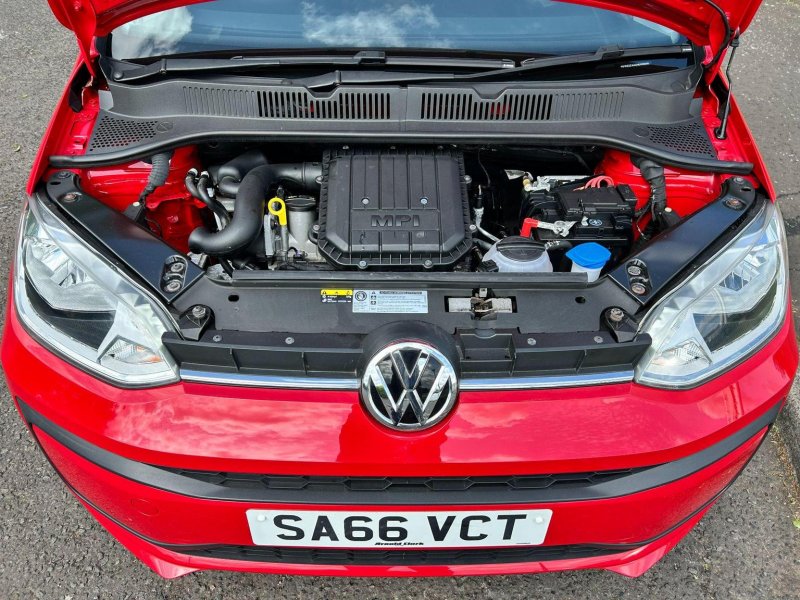 VOLKSWAGEN UP