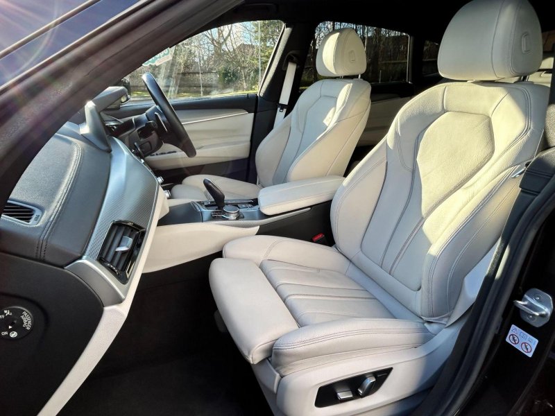 BMW 6 SERIES