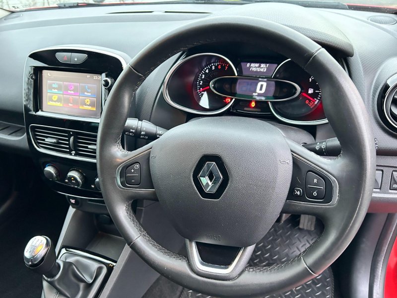 RENAULT CLIO