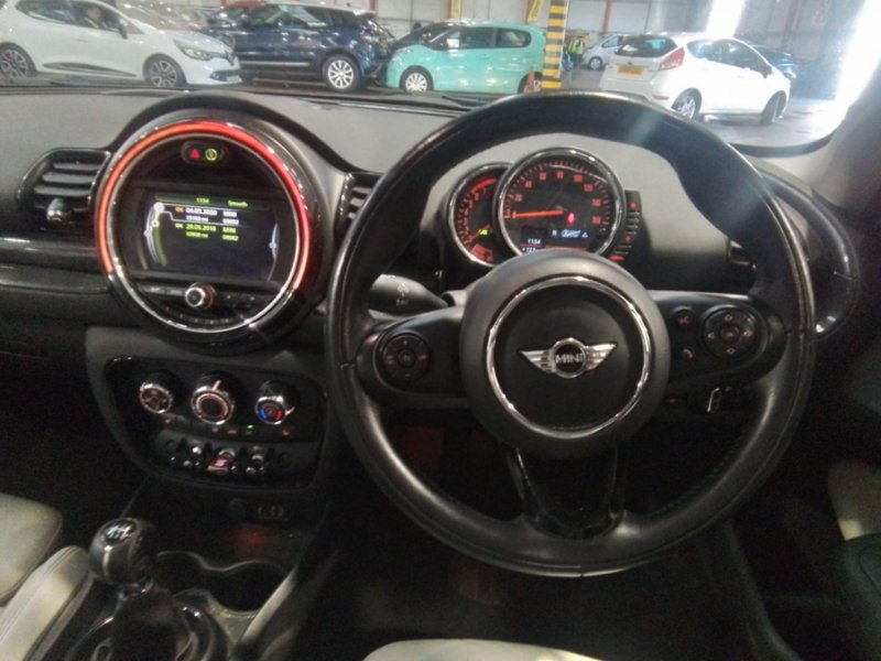 MINI CLUBMAN