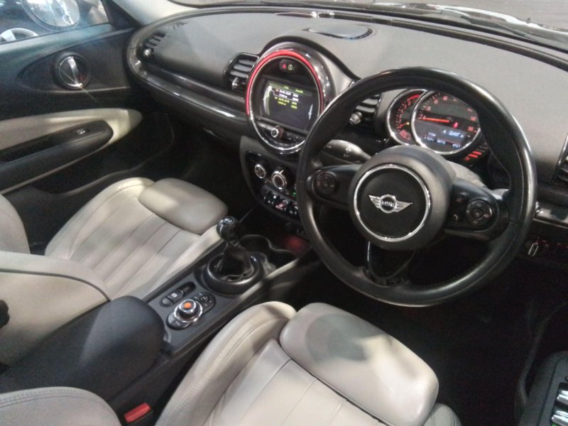 MINI CLUBMAN