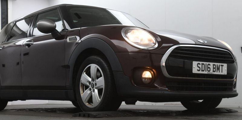MINI CLUBMAN